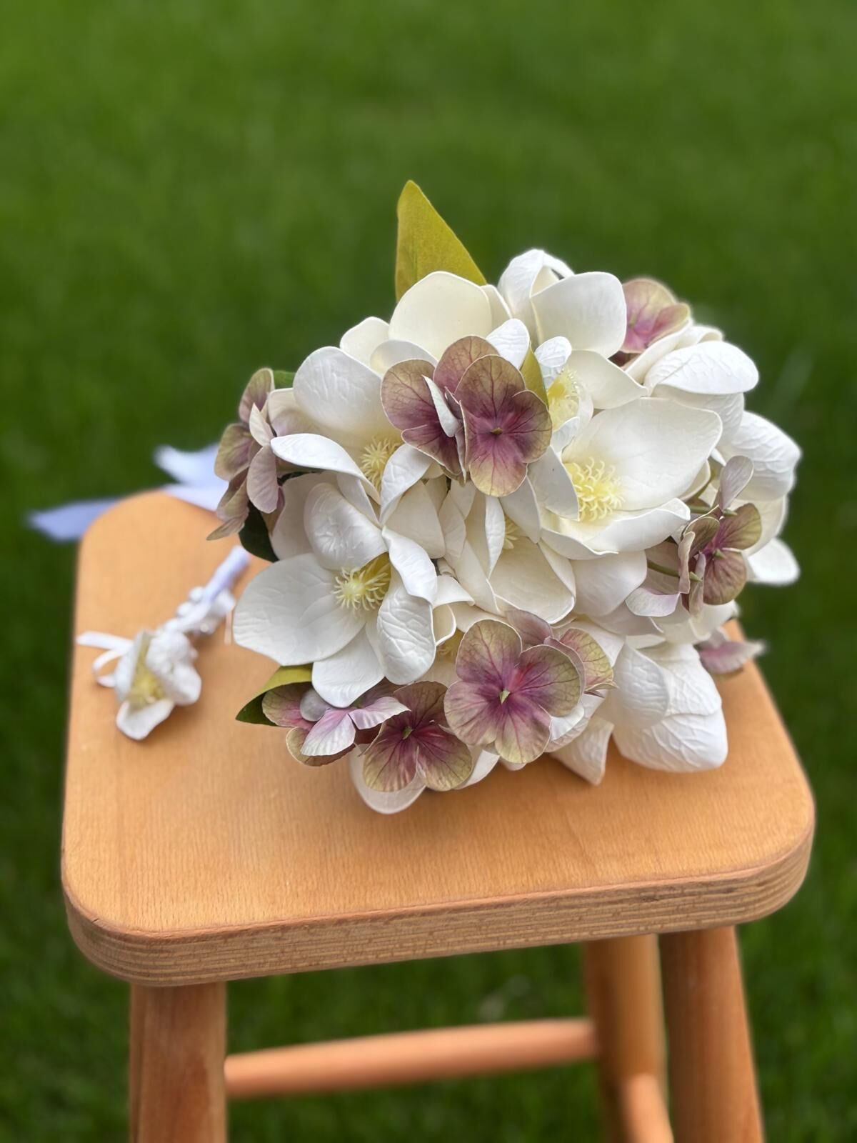 Yeni Sezon Islak Manolya Gelin Buketi-gelin Çiçeği-damat Yaka Çiçeği