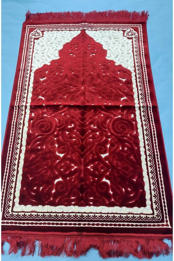 Aydın Sina Mihraplı Kendinden Desenli Seccade